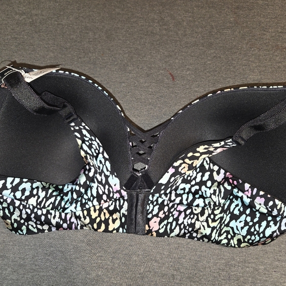Torrid Plunge Bra - 44DD - Picture 2 of 5